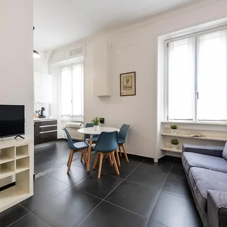 Ranzoni 3 - Luminoso Monolocale Apartment Milan